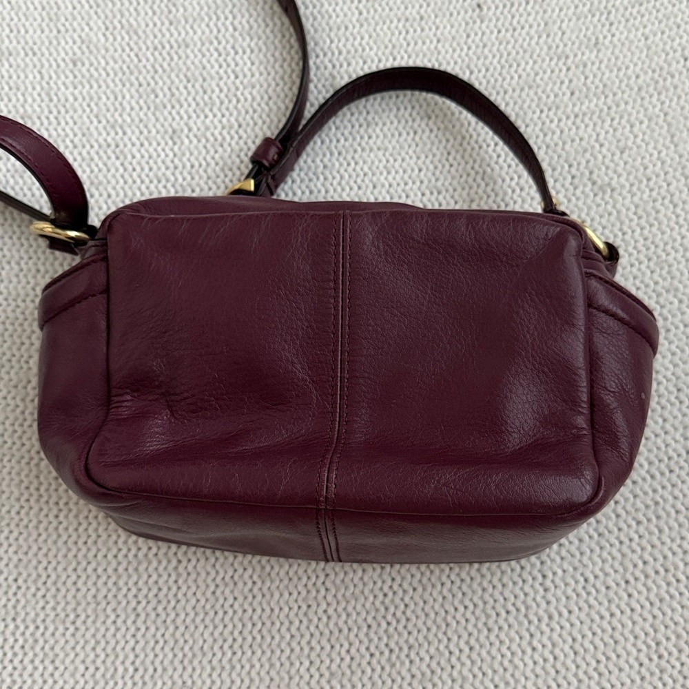 Vintage COACH Burgundy Leather Crossbody Bag - Picture 11 of 13
